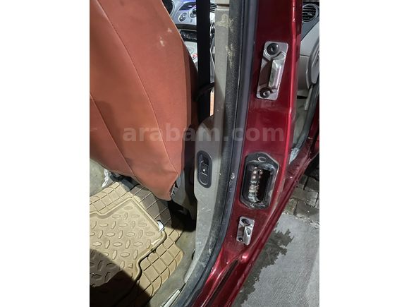 Sahibinden Renault Kangoo Multix 1.5 dCi Expression 2009 Model 