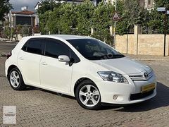 DÖNMEZ OTOMOTİV'DEN 2012 TOYOTA AURİS 1.4 D-4D OTOMATİK 93.000