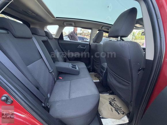 EDİRNE ADA OTOMOTİVDEN 2013 TOYOTA AURİS 1,4 D - 4D CAM TAVAN