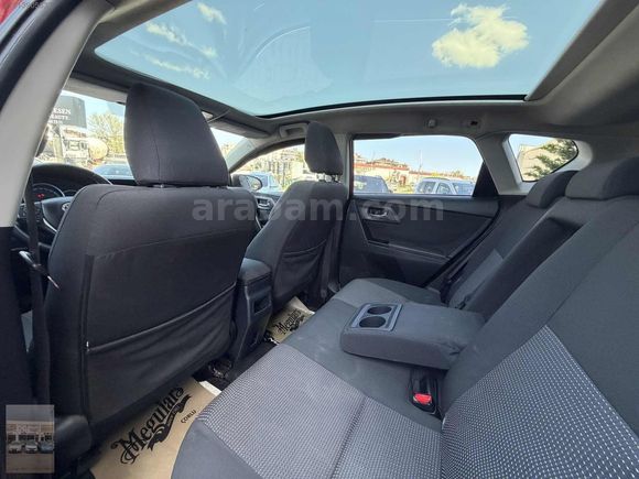 EDİRNE ADA OTOMOTİVDEN 2013 TOYOTA AURİS 1,4 D - 4D CAM TAVAN