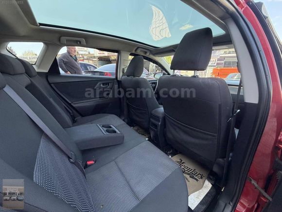 EDİRNE ADA OTOMOTİVDEN 2013 TOYOTA AURİS 1,4 D - 4D CAM TAVAN