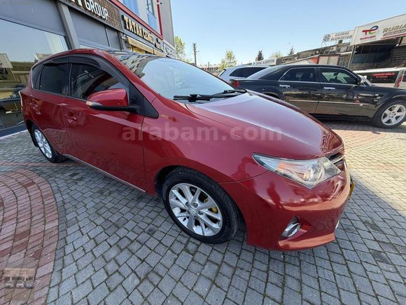 EDİRNE ADA OTOMOTİVDEN 2013 TOYOTA AURİS 1,4 D - 4D CAM TAVAN