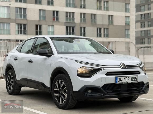 2025 ÇIKIŞLI & 27000km & OTOMATİK & k. KARTINA TAKSİT İMKANI