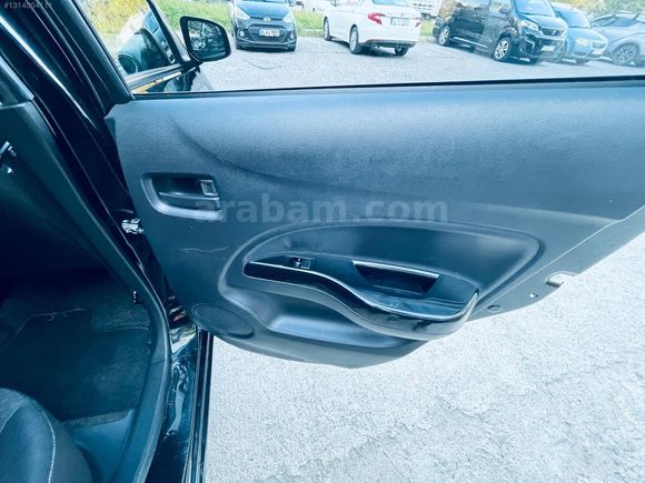 HATASIZ BOYASIZ 2019 MODEL SPACE STAR 1.2 OTOMATİK 37.000 KM