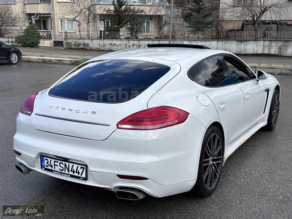 BAYİ ÇIKIŞLI DÜŞÜK KM DE FACELIFT ÇEVİRİMLİ BAKIMLI PANAMERA