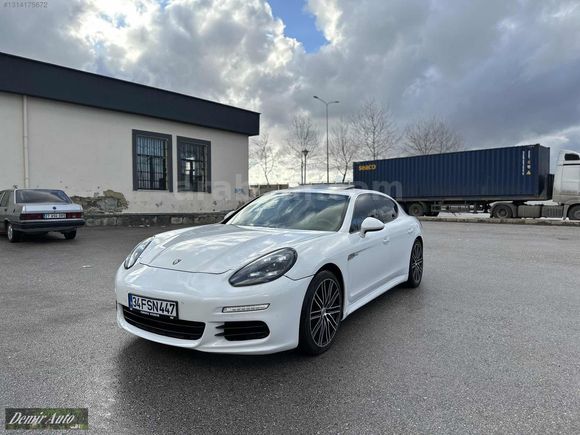 BAYİ ÇIKIŞLI DÜŞÜK KM DE FACELIFT ÇEVİRİMLİ BAKIMLI PANAMERA