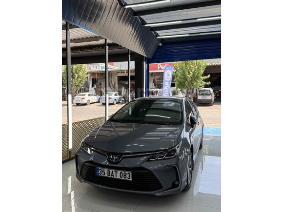 Sahibinden Toyota Corolla 1.8 Hybrid Dream 2021 Model 