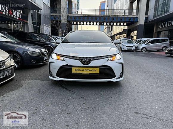 Demkar otomotivden temiz bakımlı corolla
