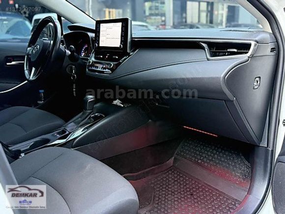 Demkar otomotivden temiz bakımlı corolla