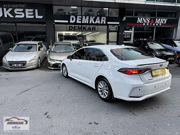 Demkar otomotivden temiz bakımlı corolla