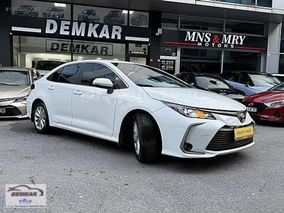 Demkar otomotivden temiz bakımlı corolla