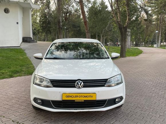 İLK SAHİBİNDEN OTOMATİK JETTA