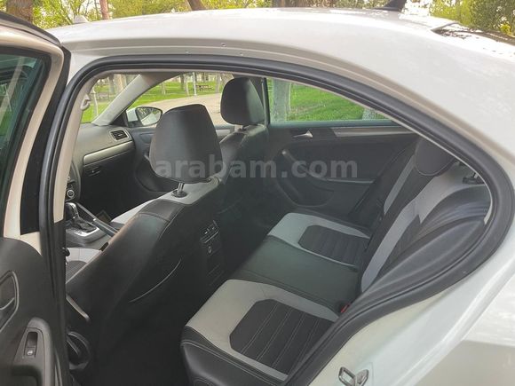 İLK SAHİBİNDEN OTOMATİK JETTA