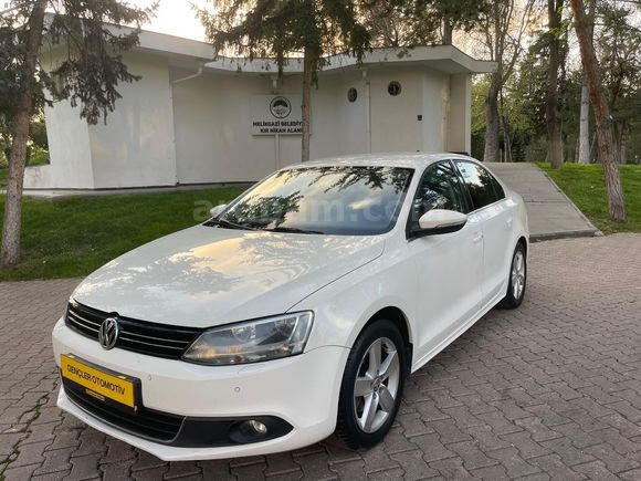 İLK SAHİBİNDEN OTOMATİK JETTA