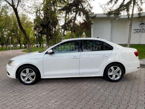 İLK SAHİBİNDEN OTOMATİK JETTA