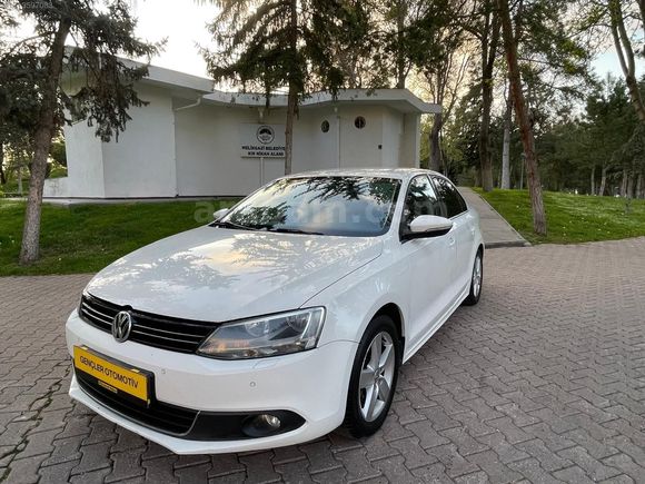 İLK SAHİBİNDEN OTOMATİK JETTA