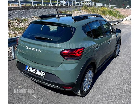 OTOMATİK 2023 SANDERO EXPRESSİON 1.0TCe 13000 KM