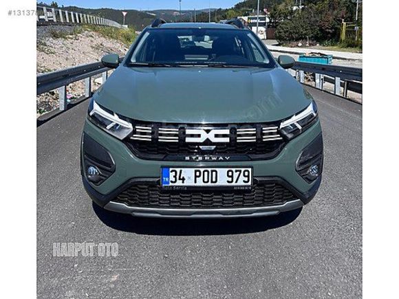 OTOMATİK 2023 SANDERO EXPRESSİON 1.0TCe 12.600 KM