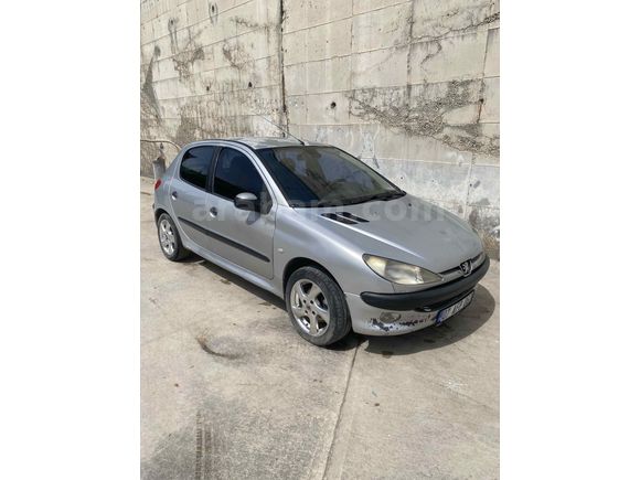 Sahibinden Peugeot 206 1.6 XT 2001 Model 