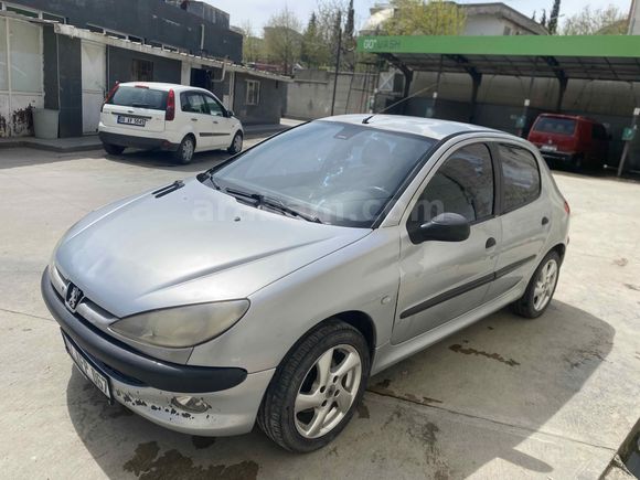 Sahibinden Peugeot 206 1.6 XT 2001 Model 