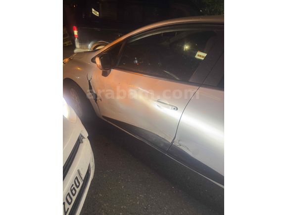 Sahibinden Renault Clio 1.2 Joy 2013 Model 