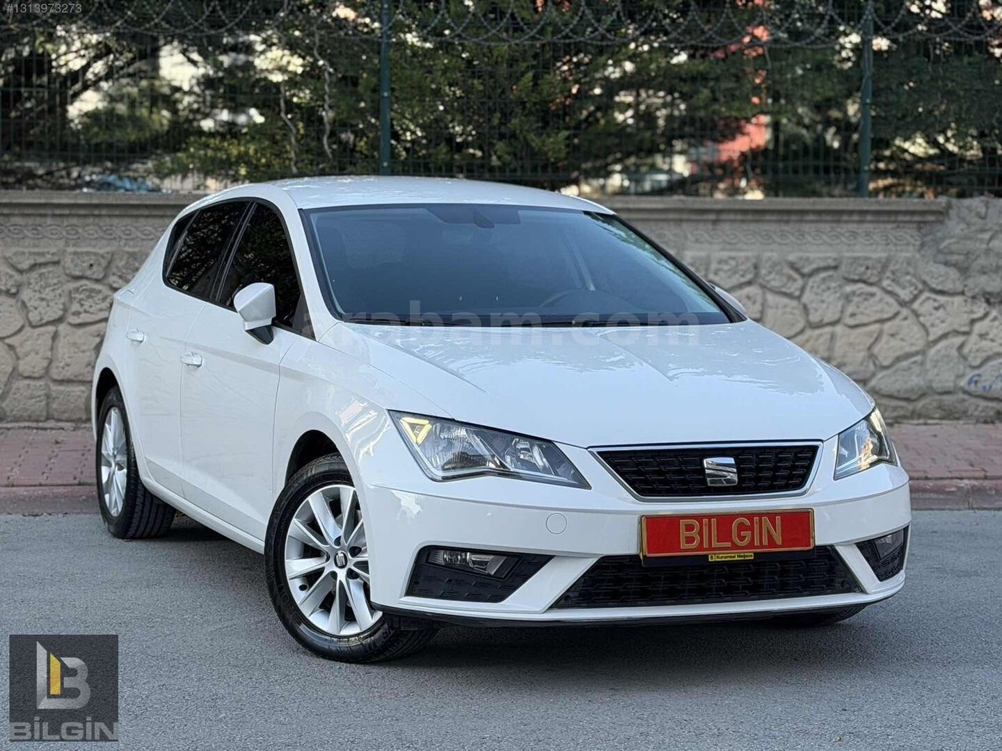 Galeriden Seat Leon 1.6 TDI Style 2018 Model Konya 184.000 km Beyaz 2