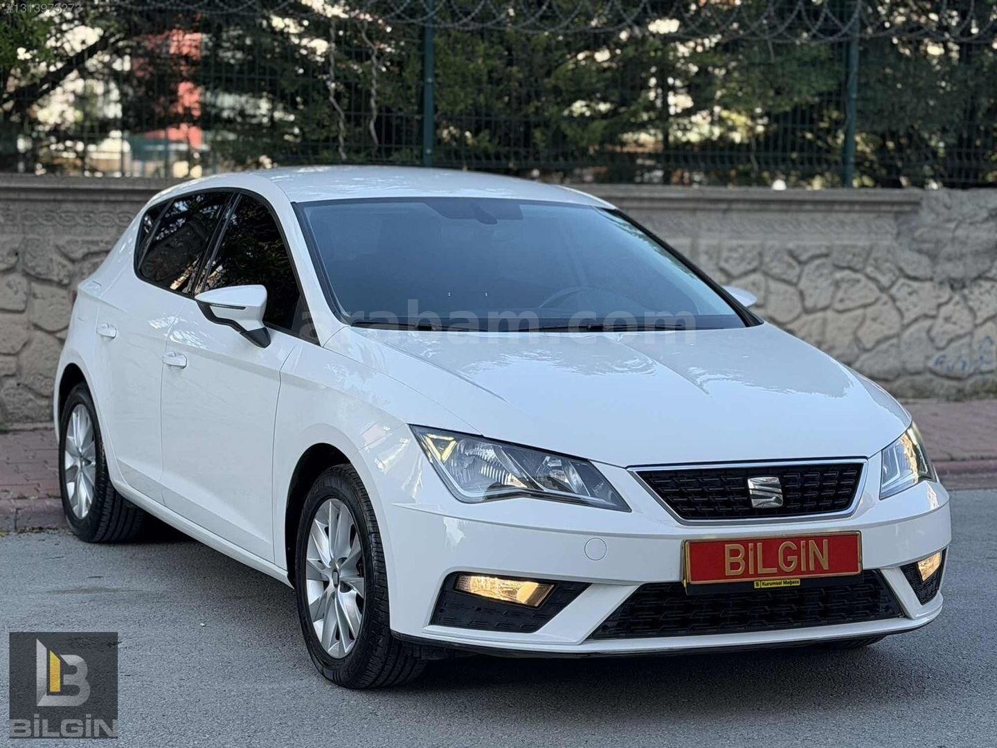 Galeriden Seat Leon 1.6 TDI Style 2018 Model Konya 184.000 km Beyaz 3