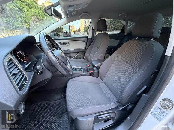 SEAT LEON 1.6 TDI STYLE OTOMATİK DEĞİŞENSİZ