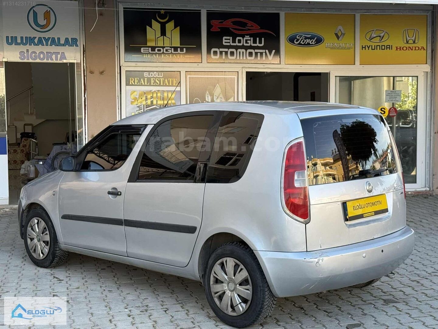 Galeriden Skoda Roomster 1.4 Style 2009 Model Antalya 209.000 km Gri 4