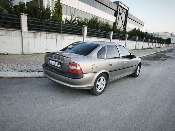 Sahibinden Opel Vectra 2.0 CD 1998 Model Sakarya