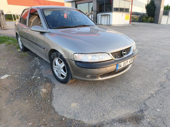 Sahibinden Opel Vectra 2.0 CD 1998 Model Sakarya