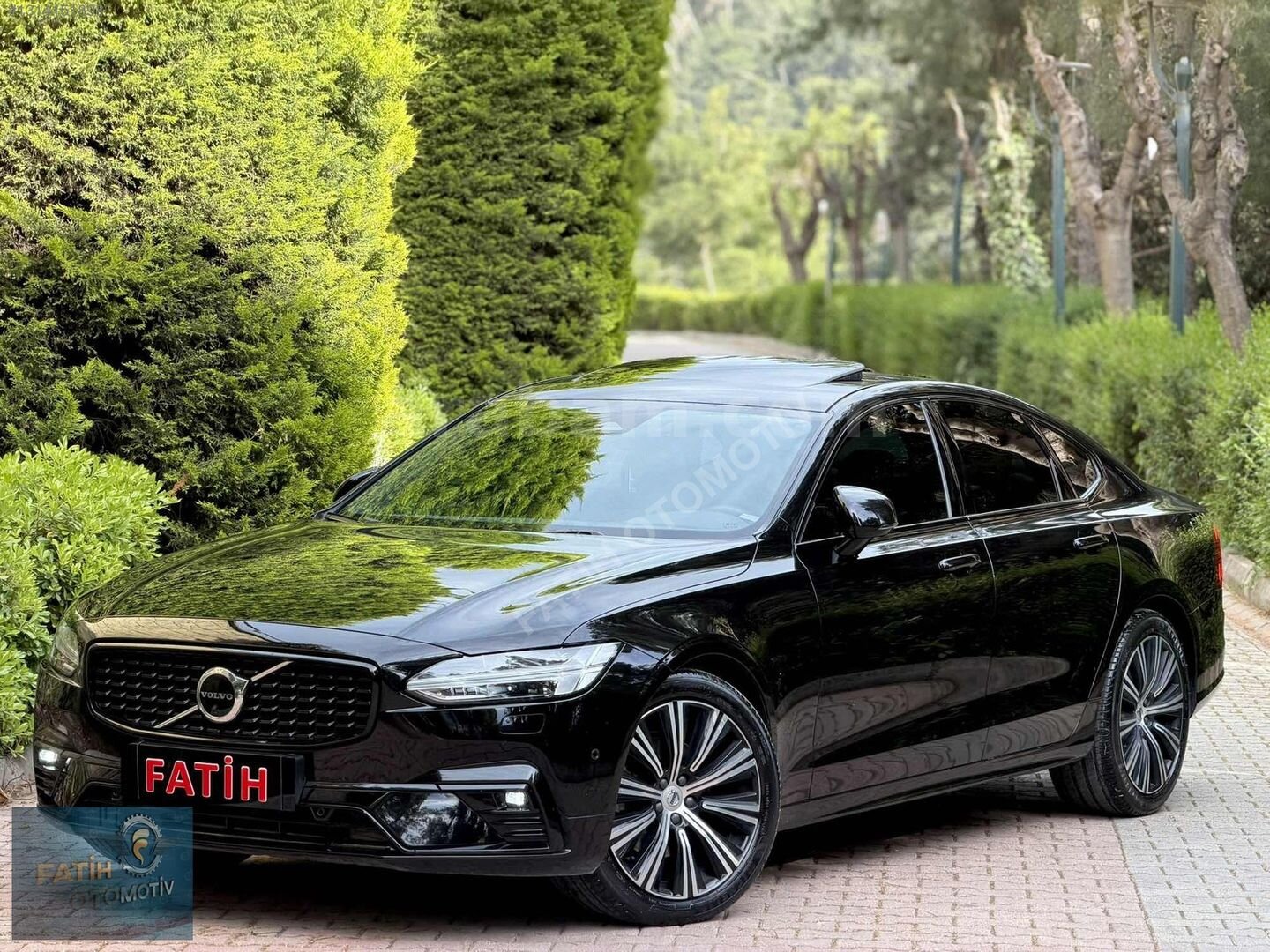 Galeriden Volvo S90 2.0 D B5 Plus Dark 2022 Model Antalya 49.900 km Siyah 3