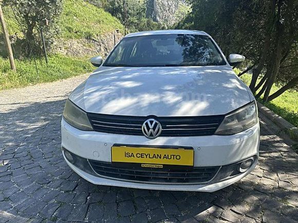 2014 MODEL OTOMATİK JETTA 207 bin km
