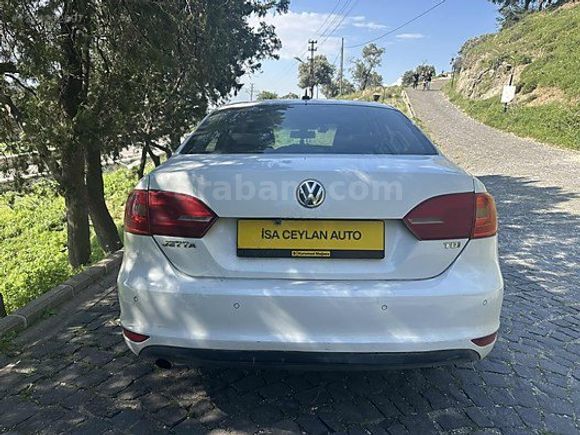 2014 MODEL OTOMATİK JETTA 207 bin km