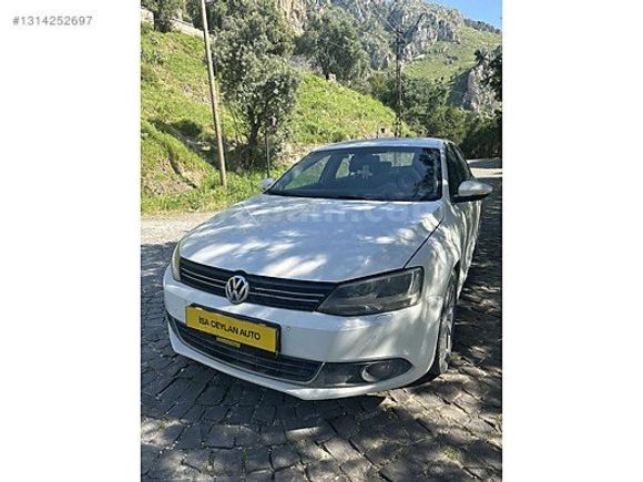2014 MODEL OTOMATİK JETTA 207 bin km