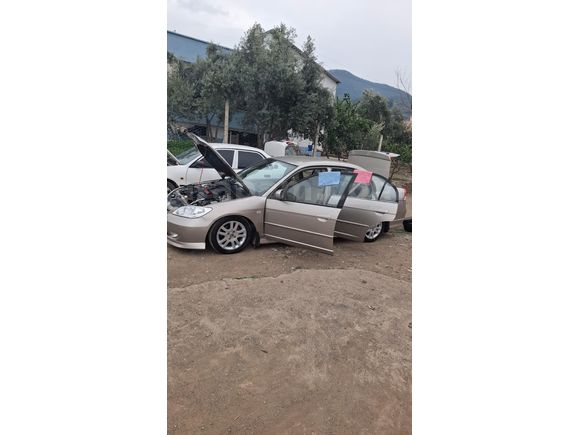 Sahibinden Honda Civic 1.6i VTEC ES 2006 Model