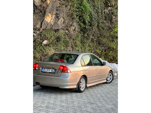 Sahibinden Honda Civic 1.6i VTEC ES 2006 Model