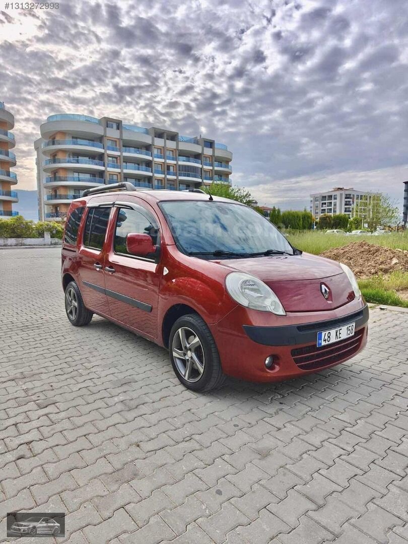 Galeriden Renault Kangoo 1.5 dCi Expression 2009 Model Muğla 176.000 km Bordo 7