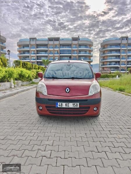 Galeriden Renault Kangoo 1.5 dCi Expression 2009 Model Muğla 176.000 km Bordo