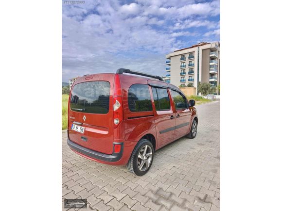 AKÇA OTOMOTİV 176000 Km 106 bg 6 İLERİ KANGO 1.5 dCİ EXPRESSİON
