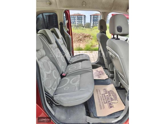 AKÇA OTOMOTİV 176000 Km 106 bg 6 İLERİ KANGO 1.5 dCİ EXPRESSİON