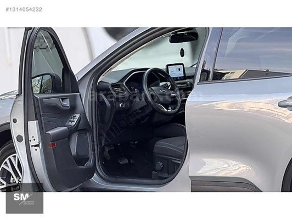 SM AUTOMOTİV'DEN FORD KUGA 1.5 ECOBOOST TİTANİUM -HATASIZ-