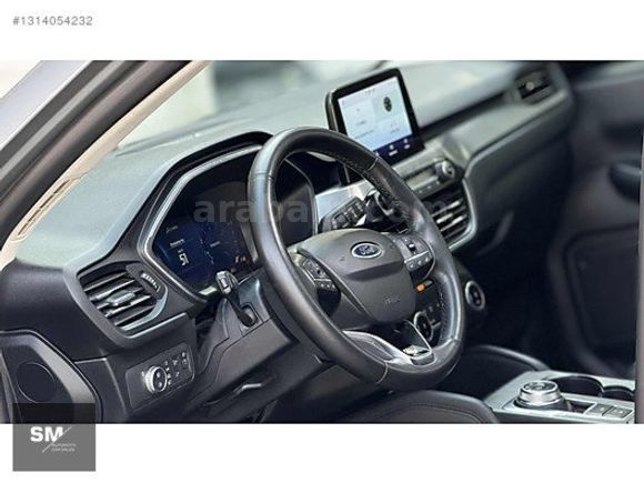 SM AUTOMOTİV'DEN FORD KUGA 1.5 ECOBOOST TİTANİUM -HATASIZ-