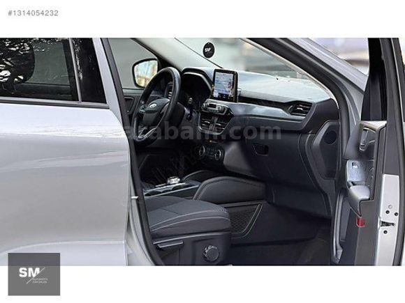 SM AUTOMOTİV'DEN FORD KUGA 1.5 ECOBOOST TİTANİUM -HATASIZ-