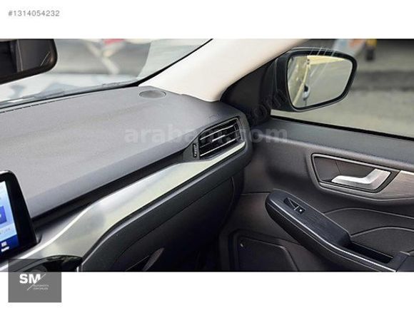 SM AUTOMOTİV'DEN FORD KUGA 1.5 ECOBOOST TİTANİUM -HATASIZ-