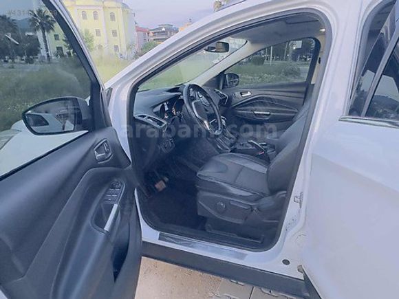 2015 MODEL FORD KUGA 1.5 EcoBoost Titanium Sanroof