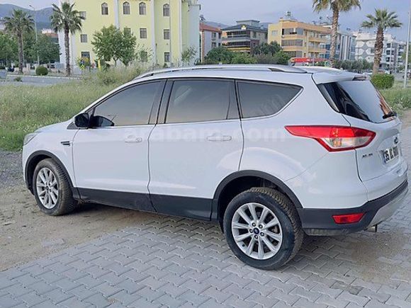 2015 MODEL FORD KUGA 1.5 EcoBoost Titanium Sanroof