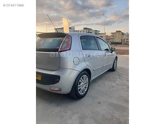 MOTORLU AUTO DAN PUNTO