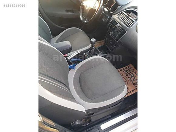 MOTORLU AUTO DAN PUNTO