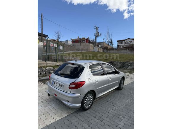 Sahibinden Peugeot 206 1.4 Feline 2006 Model 
